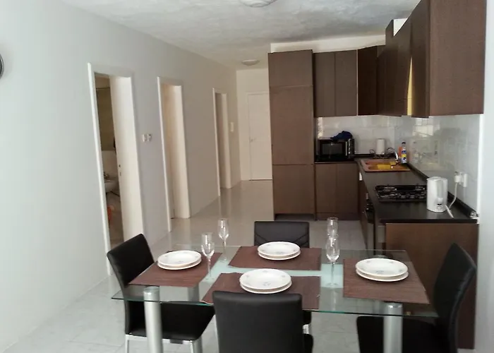 14 * San Pawl il-Baħar